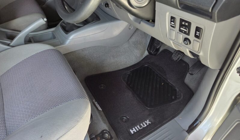 2011 Toyota Hilux 3.0 D-4d Xtracab Man 4×2 For sale in Durban full