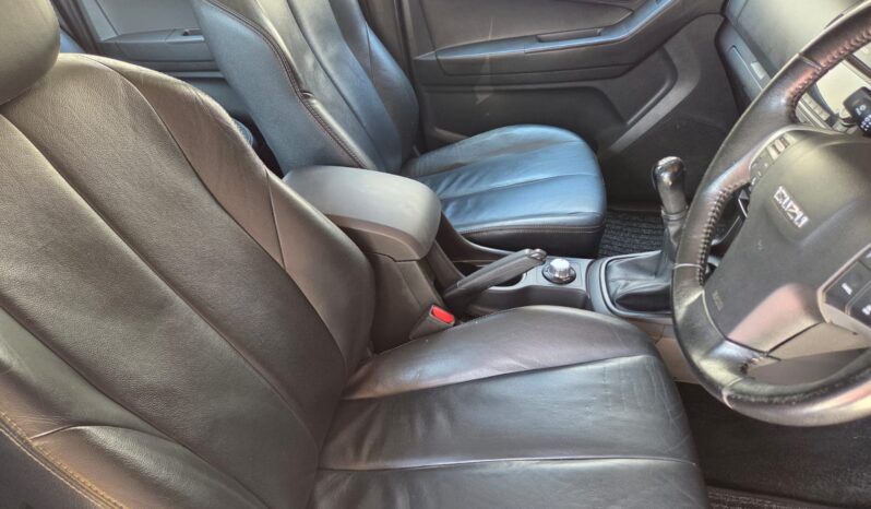 2016 Isuzu KB 250 D-Teq LE D/cab 4×4 man For Sale in Durban full