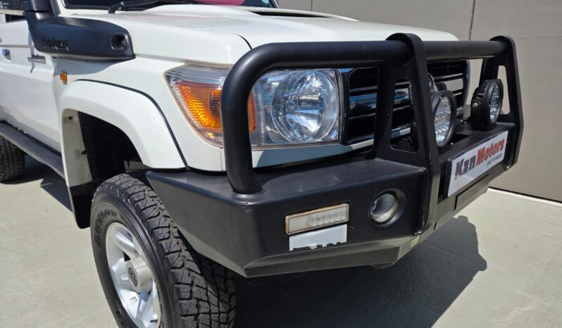 2014 Toyota Land Cruiser 79 4.5 D-4D v8 D/cab For Sale in Durban full