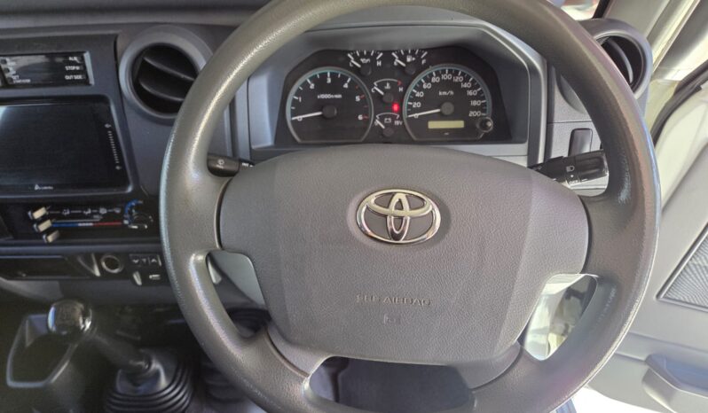 2014 Toyota Land Cruiser 79 4.5 D-4D v8 D/cab For Sale in Durban full