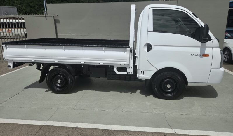 2021 Hyundai H-100 2.6D drop sides For Sale in Durban full