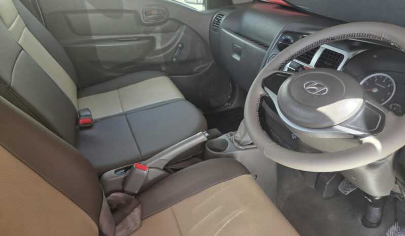 2021 Hyundai H-100 2.6D drop sides For Sale in Durban full