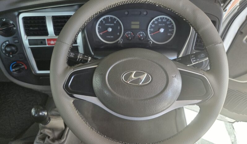 2021 Hyundai H-100 2.6D drop sides For Sale in Durban full