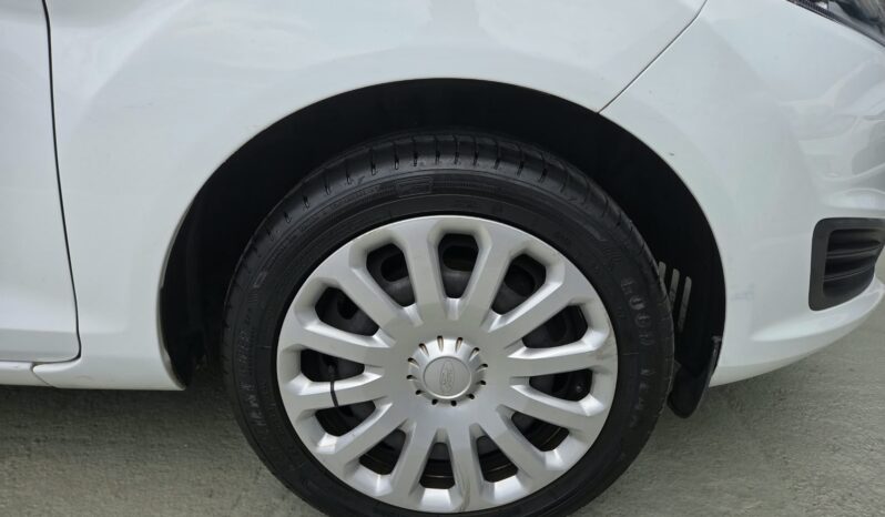 2015 Ford Fiesta 1.4i Ambiente 5 Dr For Sale in Durban full