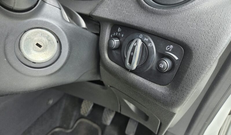 2015 Ford Fiesta 1.4i Ambiente 5 Dr For Sale in Durban full