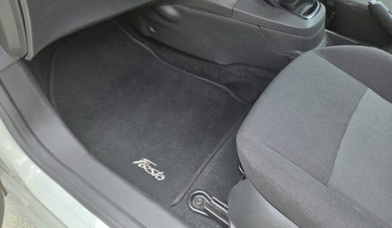 2015 Ford Fiesta 1.4i Ambiente 5 Dr For Sale in Durban full