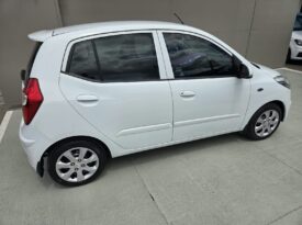 2014 Hyundai i-10 1.25 Fluid 5 Dr Automatic For Sale in Durban