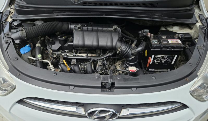 2014 Hyundai i-10 1.25 Fluid 5 Dr Automatic For Sale in Durban full
