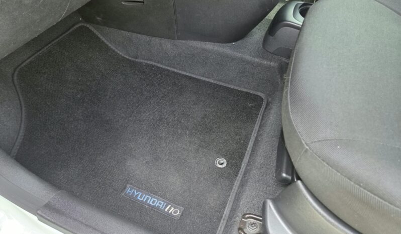 2014 Hyundai i-10 1.25 Fluid 5 Dr Automatic For Sale in Durban full