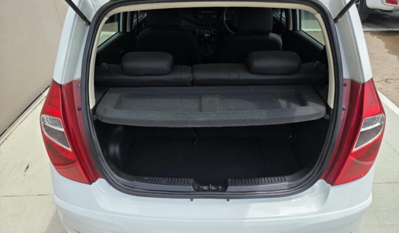 2014 Hyundai i-10 1.25 Fluid 5 Dr Automatic For Sale in Durban full